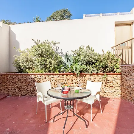 Pool & Sea Merill Апартаменты