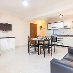 Pool & Sea Merill Appartement
