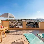 Appartement Pool & Sea Merill