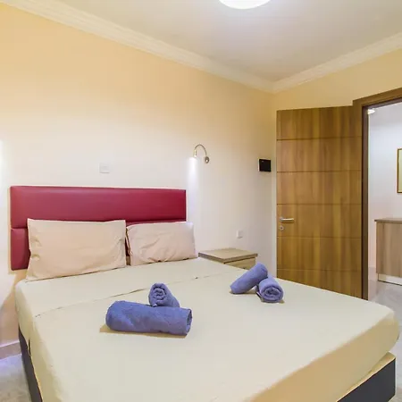 Pool & Sea Merill アパート