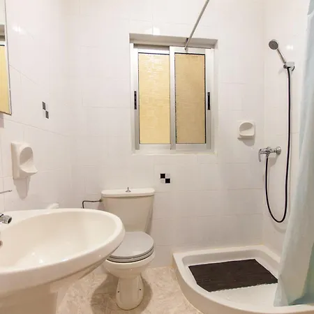Pool & Sea Merill Apartment