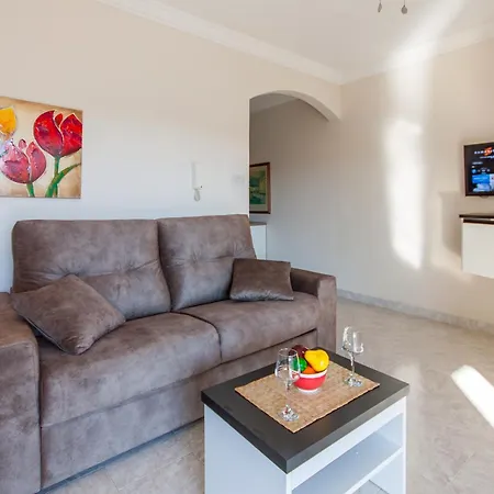 Pool & Sea Merill Apartment Mellieħa