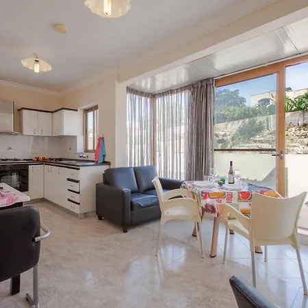 Apartman Pool & Sea Merill