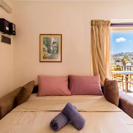 Pool & Sea Merill Apartman
