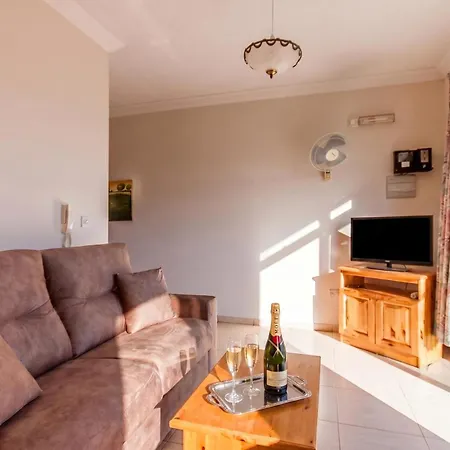 Apartman Pool & Sea Merill