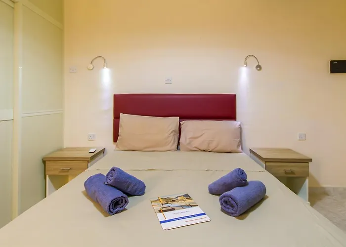 Pool & Sea Merill Apartment Mellieha